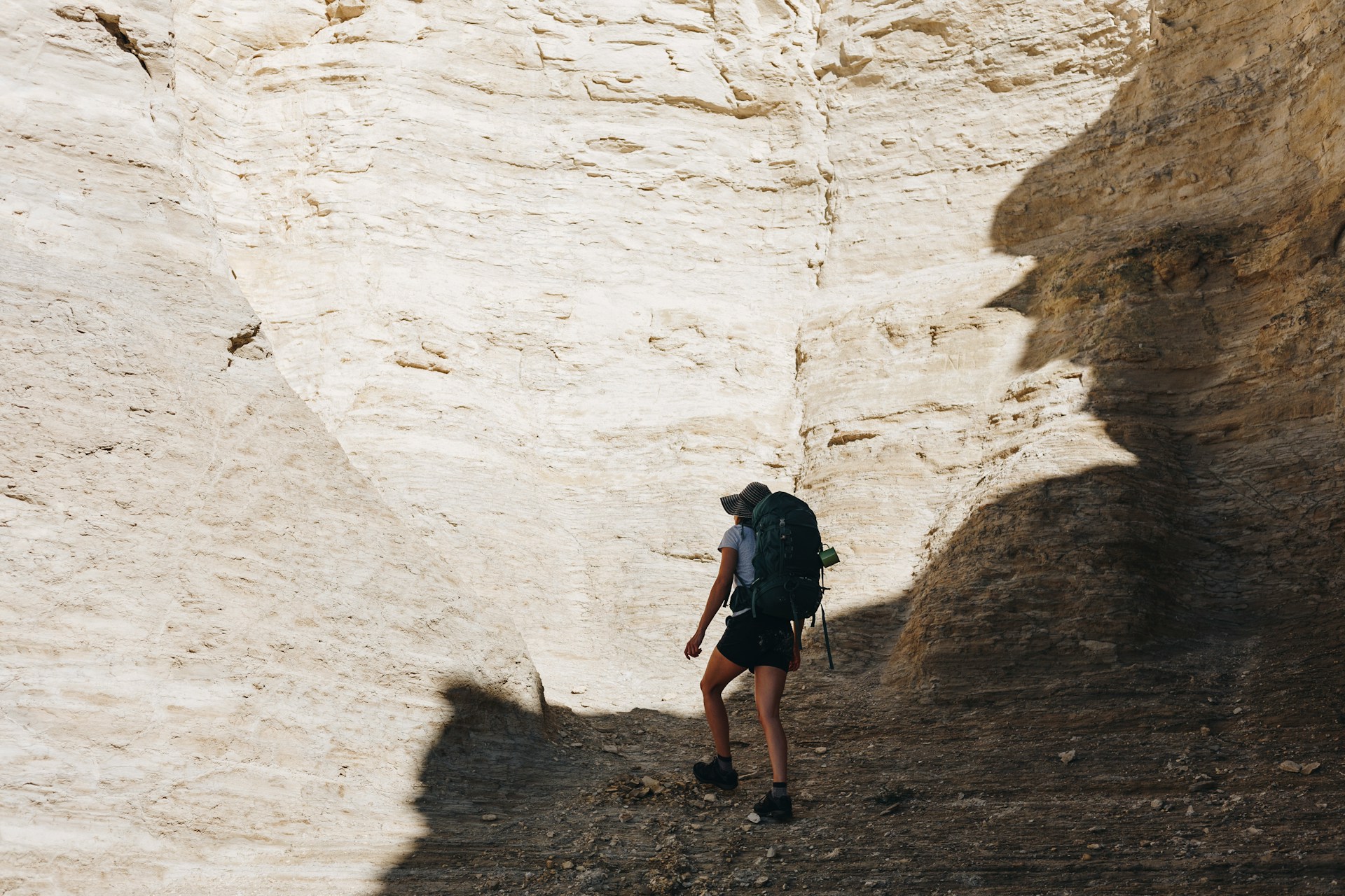 woman hiking | 