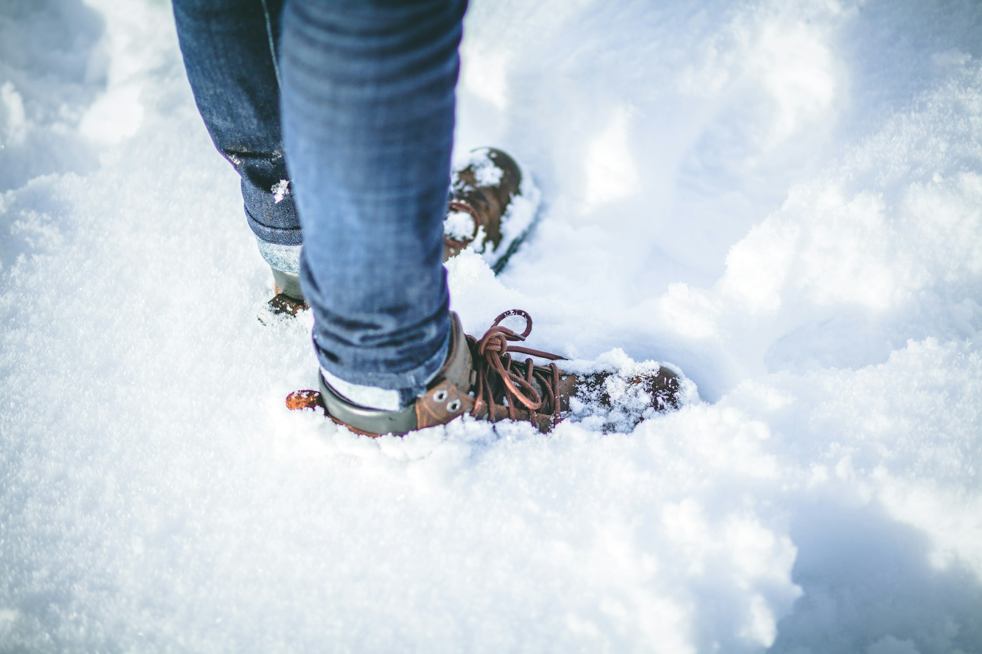 snowshoeing shoes |