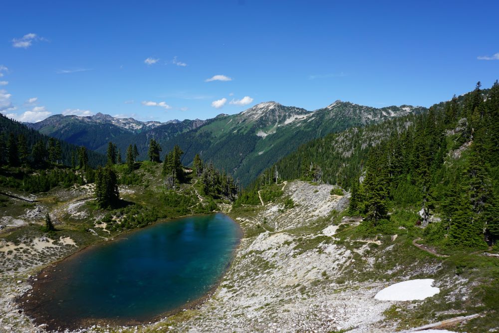 Egg Lake North Cascades |