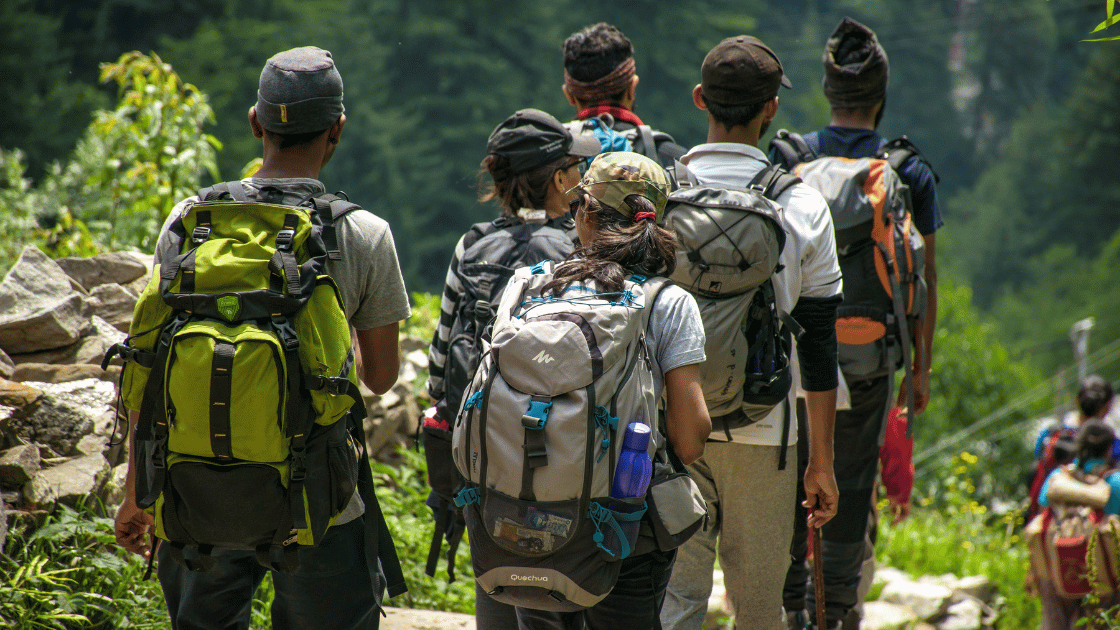 Los Angeles group hiking |